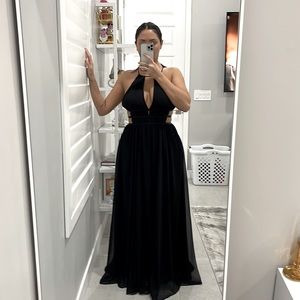 Back dress with open bust